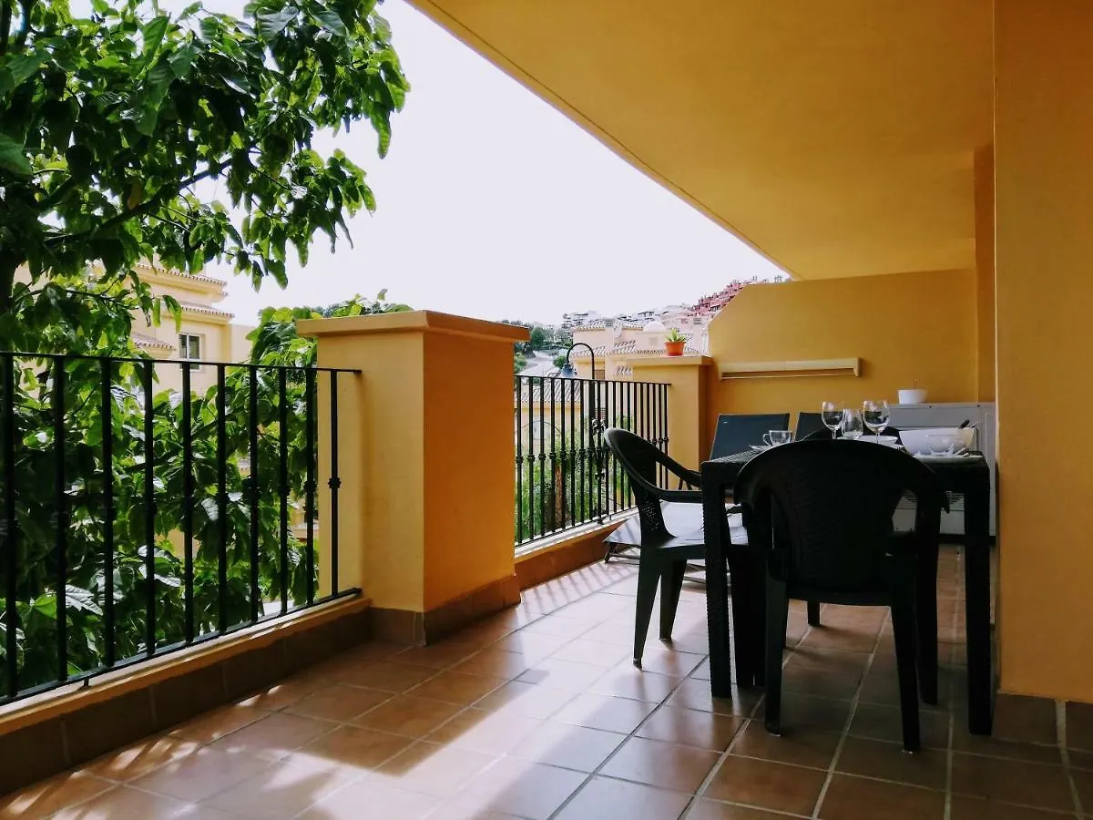 Cozy Rentals Princess - Sun, Golf, Mountain Mijas Apartment